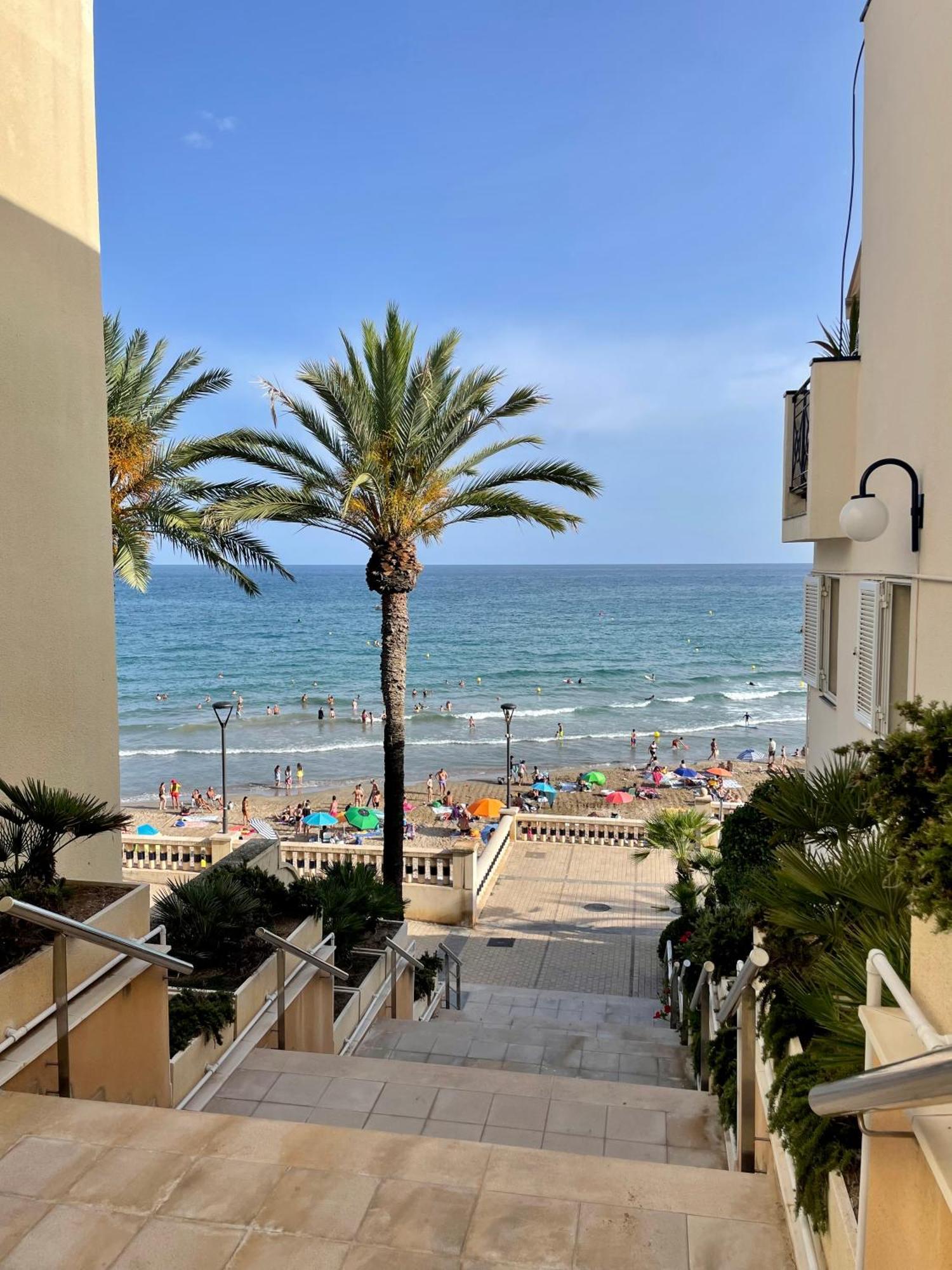Appartamento La Marina2 Seaview With Amazing Terrace Sitges Esterno foto